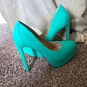 Teal pumps